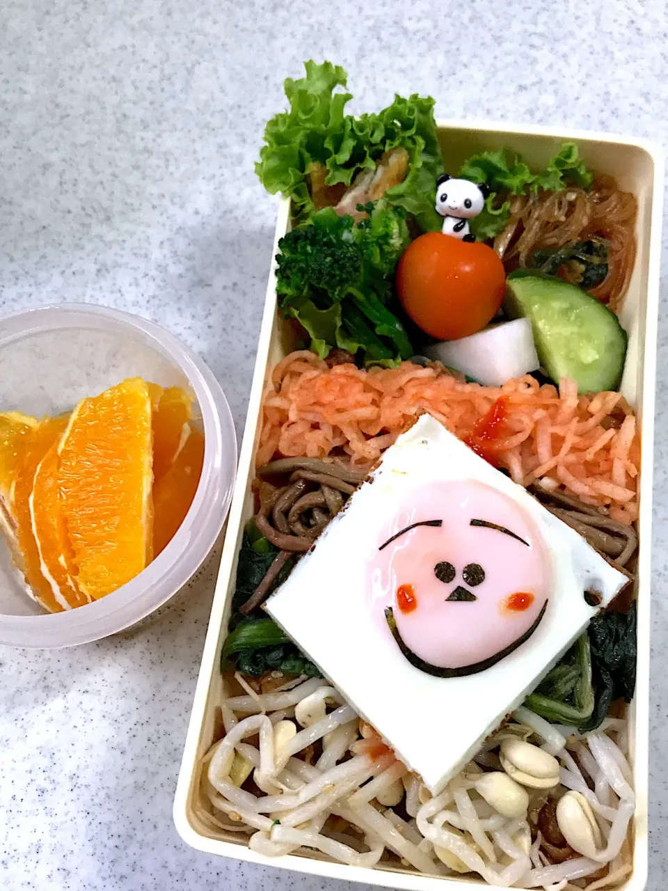 Snapdishの料理写真:お弁当〜〜🍱
社会人二年目の次女🍱|まんぞーさん