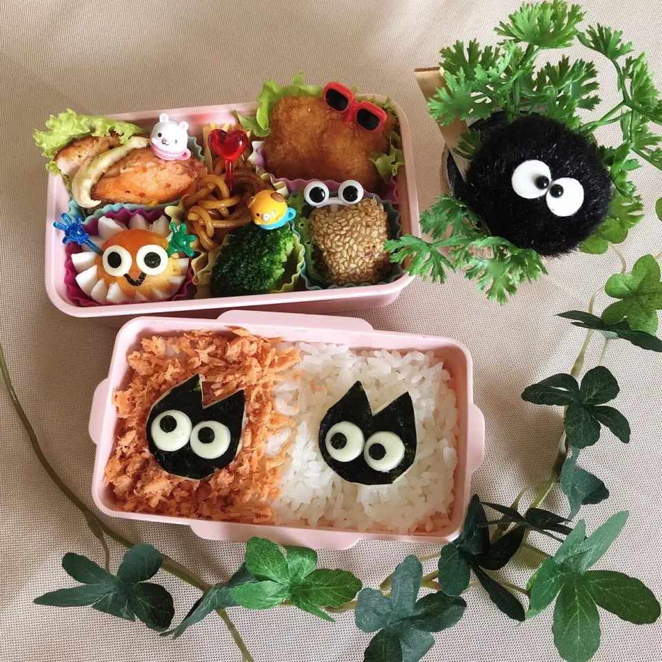 Snapdishの料理写真:5/31❤︎娘のお弁当❤︎
5月最終日…🍀
#お弁当 #弁当 #お昼ごはん #娘弁当 #ランチ #紅鮭 #ねこ|Makinsさん