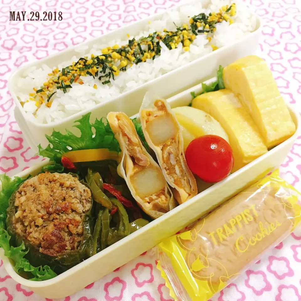 ピーマン肉詰め リメイク弁当#リメイク料理 #ピーマン肉詰め  #弁当  #お弁当記録  #お弁当記録|momo31omomさん