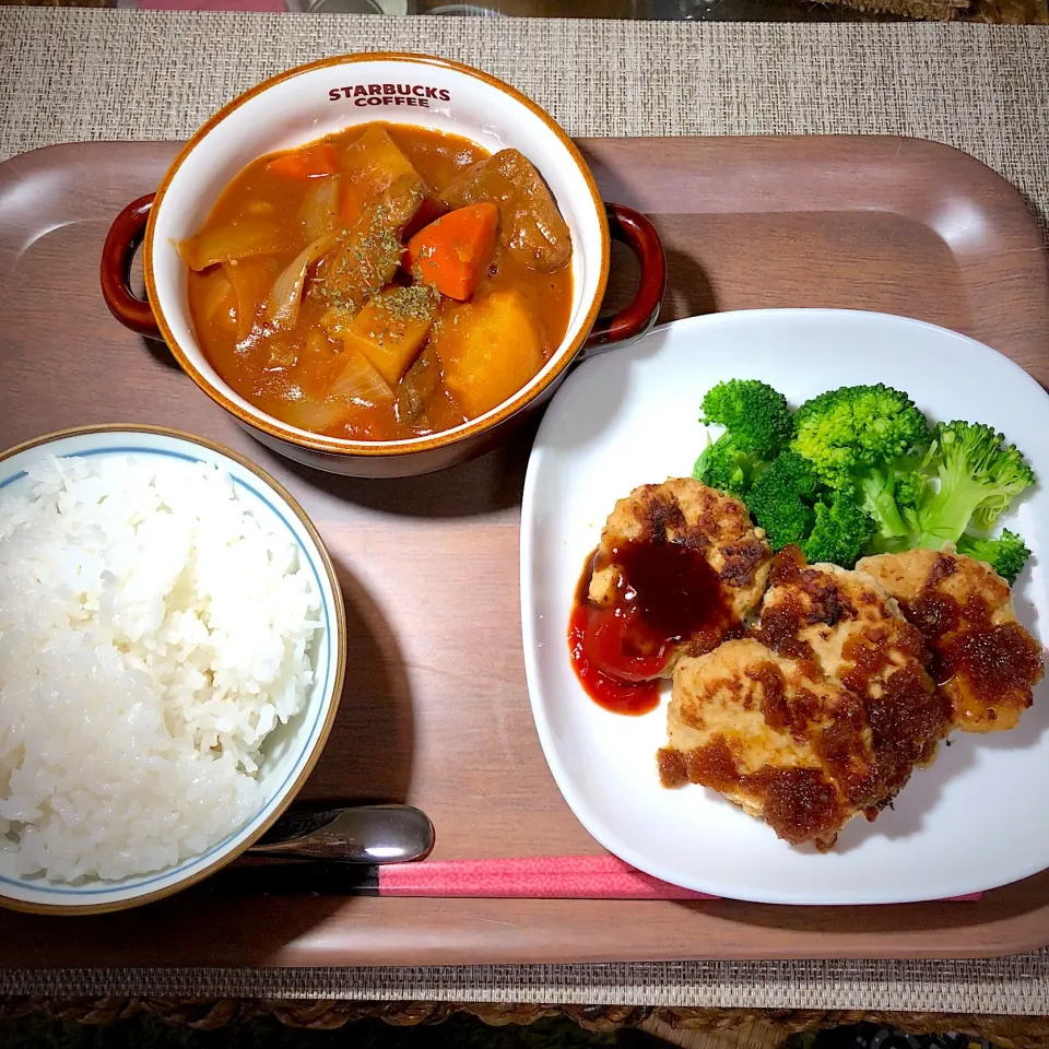 まさかの朝ごはん❤️笑笑 昨日のビーフシチュー美味しく出来てたよー！|いず⋈ + ゜さん