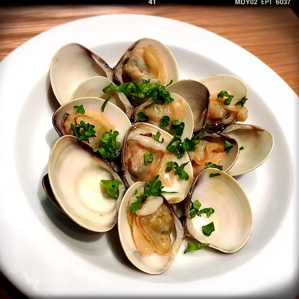 ハマグリ酒蒸し。Hard clams steamed with sake|toyamadaさん