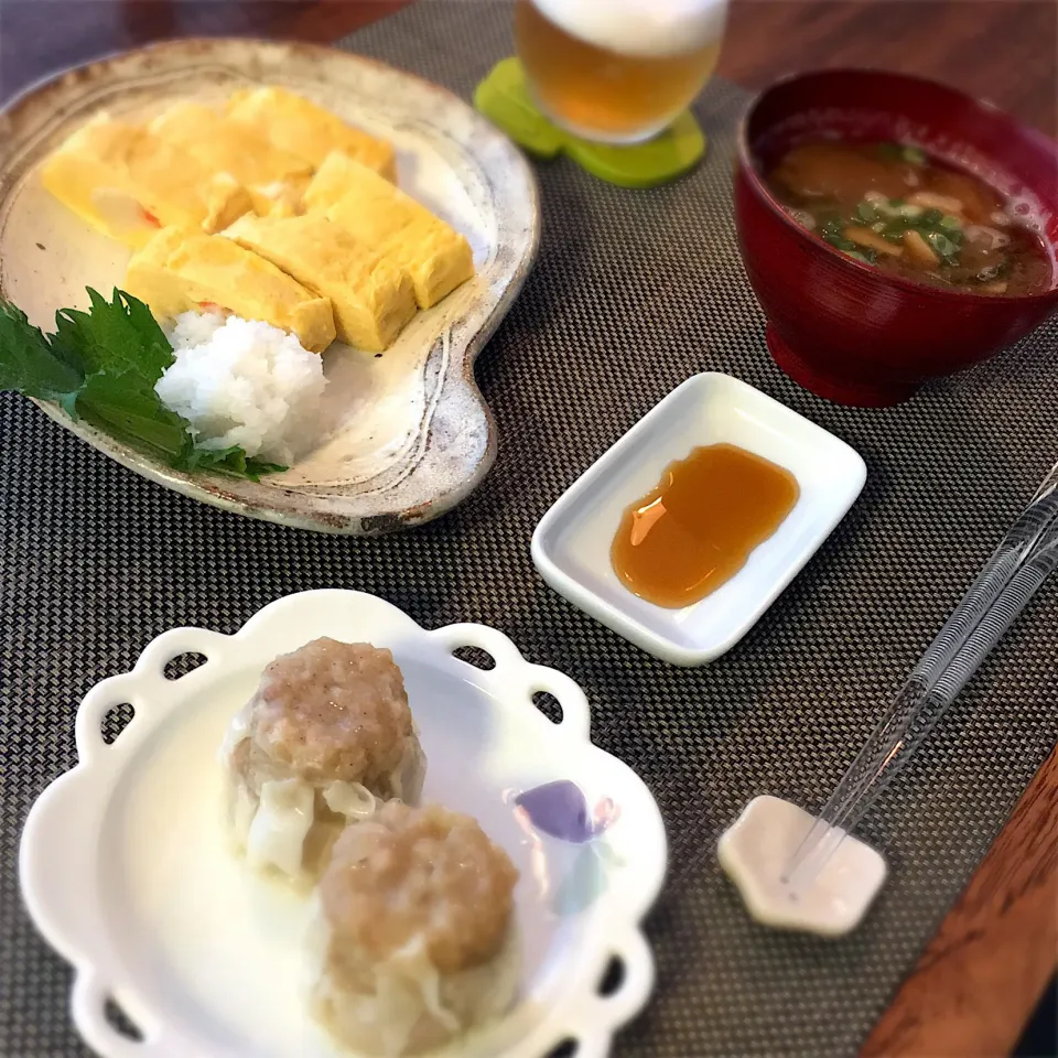 Snapdishの料理写真:焼売
サラダしたらば入りだし巻き卵
味噌汁|𓇼 Ⓢ Ⓗ Ⓘ Ⓝ Ⓞ Ⓑ Ⓤ 𓇼さん