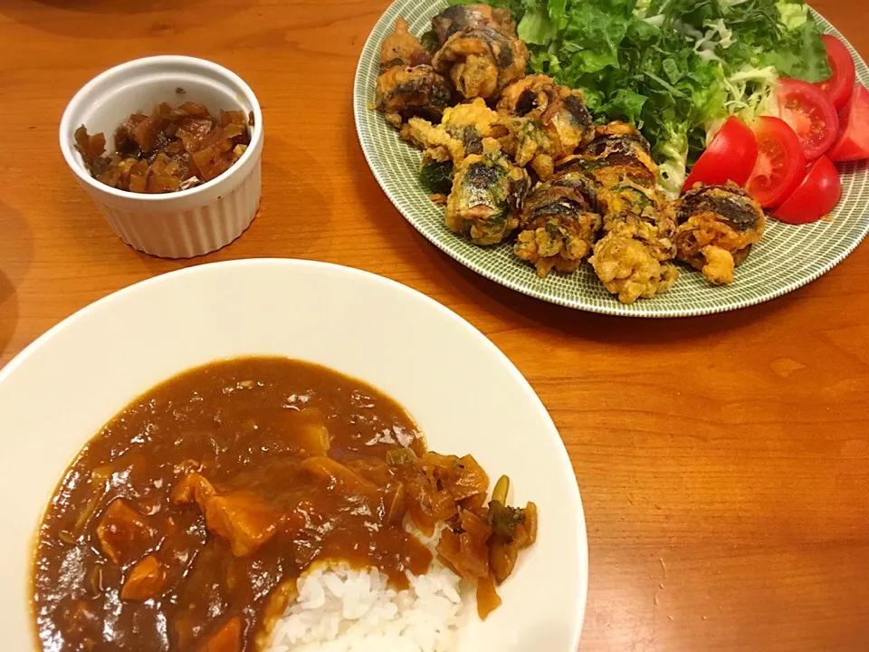 Snapdishの料理写真:18/06/02 夕飯♪ チキンカレー イワシと大葉のフリッター|ikukoさん