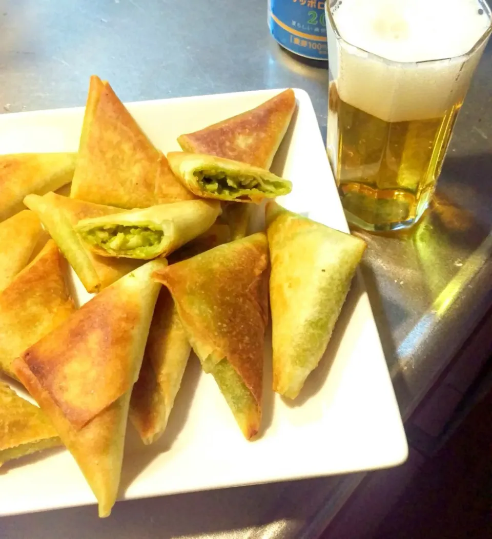 【モニター】アボカドとカニかまのカレー風味揚げ春巻とビール【紀文のサラダしたらば】|こねえちゃんさん