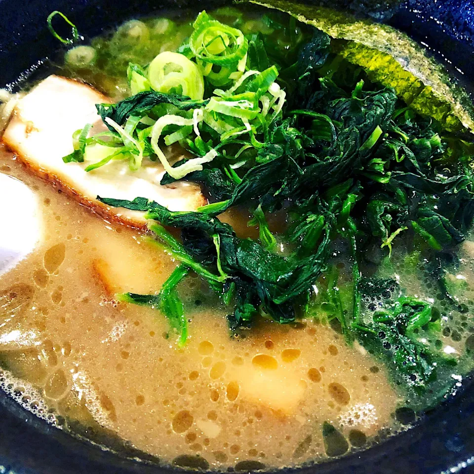 #家系ラーメン|Ｅｍｉｌｙさん