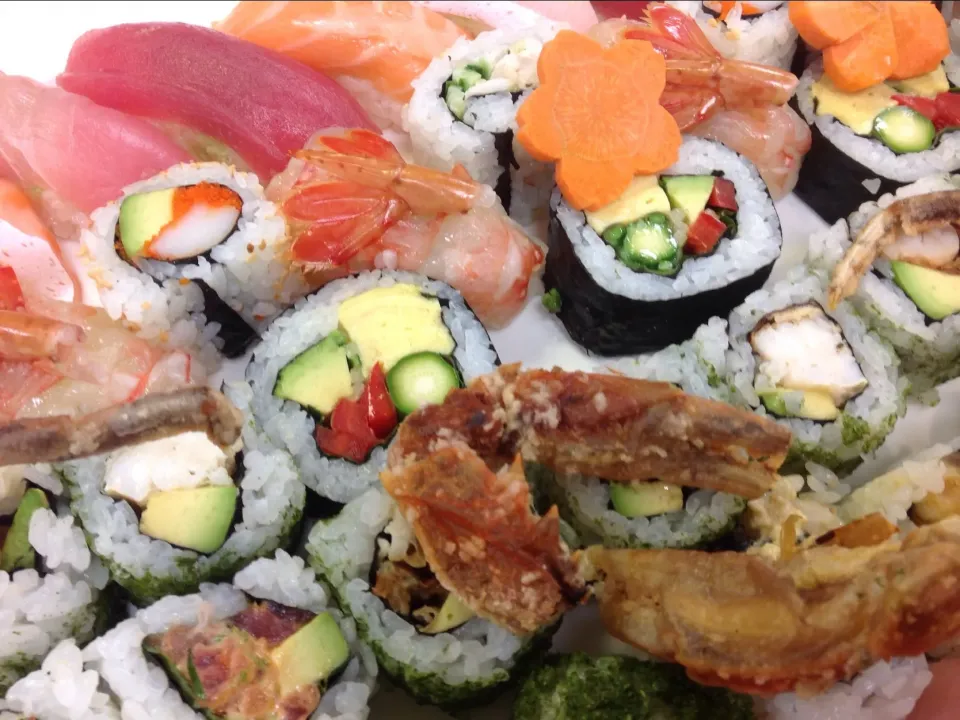 Sushi Party / Soft Shell Crab Roll Sushi !|Chihiro Kさん