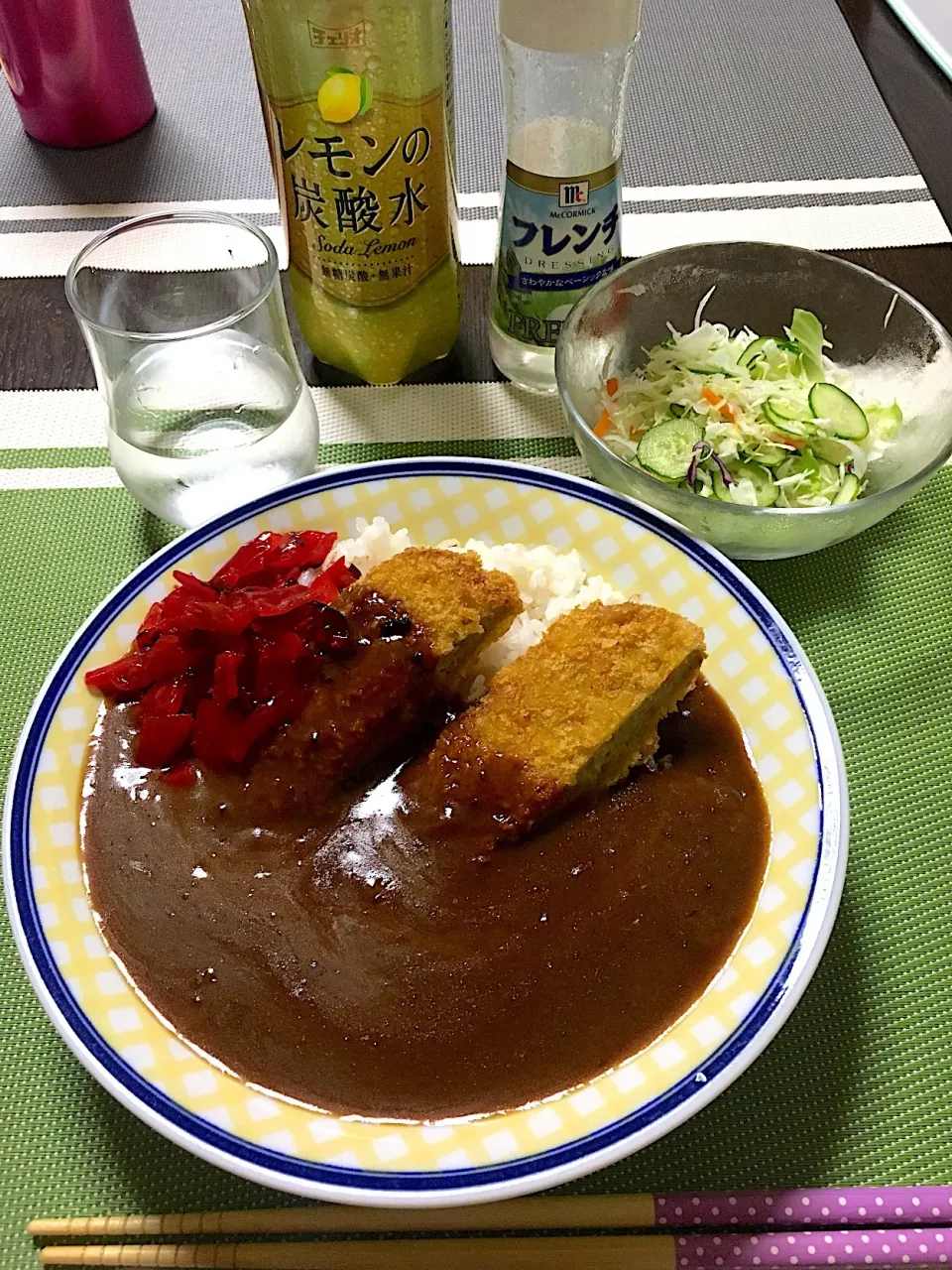 じゃこカツカレー、生野菜サラダ(*^｡^*)|ライムさん