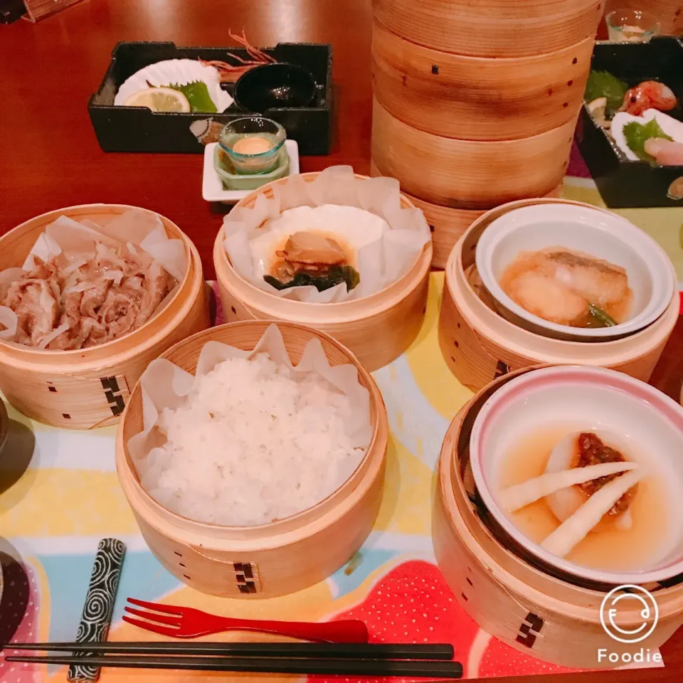 星野リゾート 青森屋
みちのく祭りやの夕食②🍻🏮|ゆめおさん