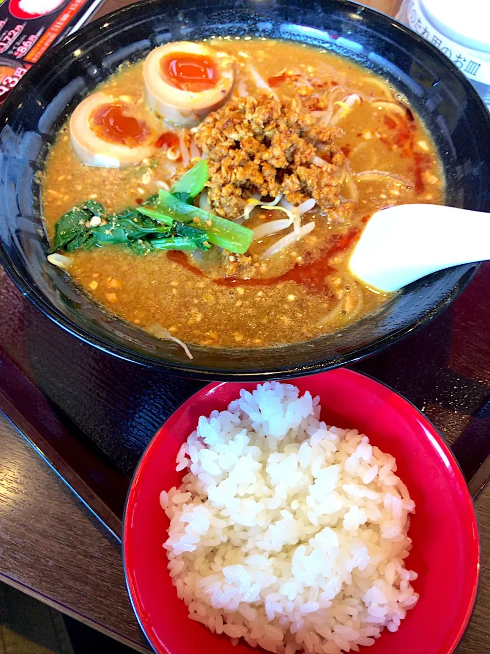 煮卵担々麺🍜
ライス🍚小|るみおんさん