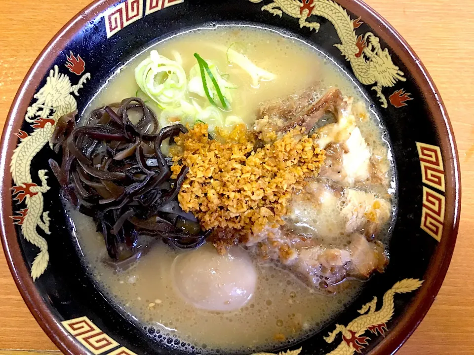 鹿児島ラーメン 豚とろ|( ˊ̱˂˃ˋ̱ )さん