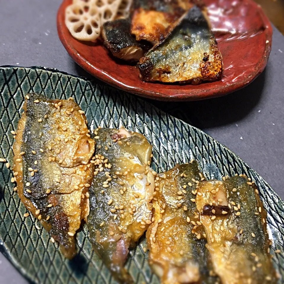 Snapdishの料理写真:地魚料理🐟 鰺の蒲焼き、鯖の竜田揚げ風揚げ焼き|yoshyyuさん