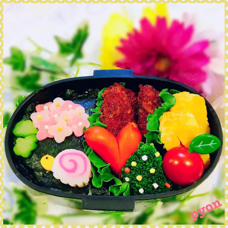 娘ちゃん達のお弁当( ^ω^ )
 #お弁当  #娘弁当  #デコ弁  #キャラ弁|ぴょんちゃんさん