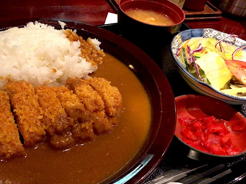 【日替定食】カツカレーを頂きました。|momongatomoさん