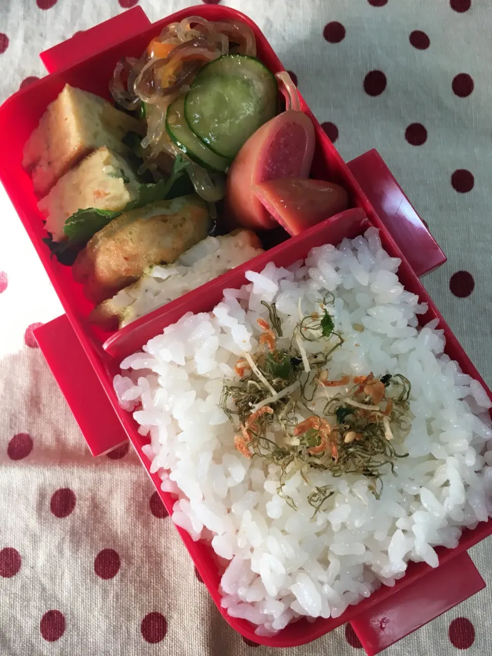 Snapdishの料理写真:6月4日 旅行明け 手抜き弁当 w|sakuramochiさん