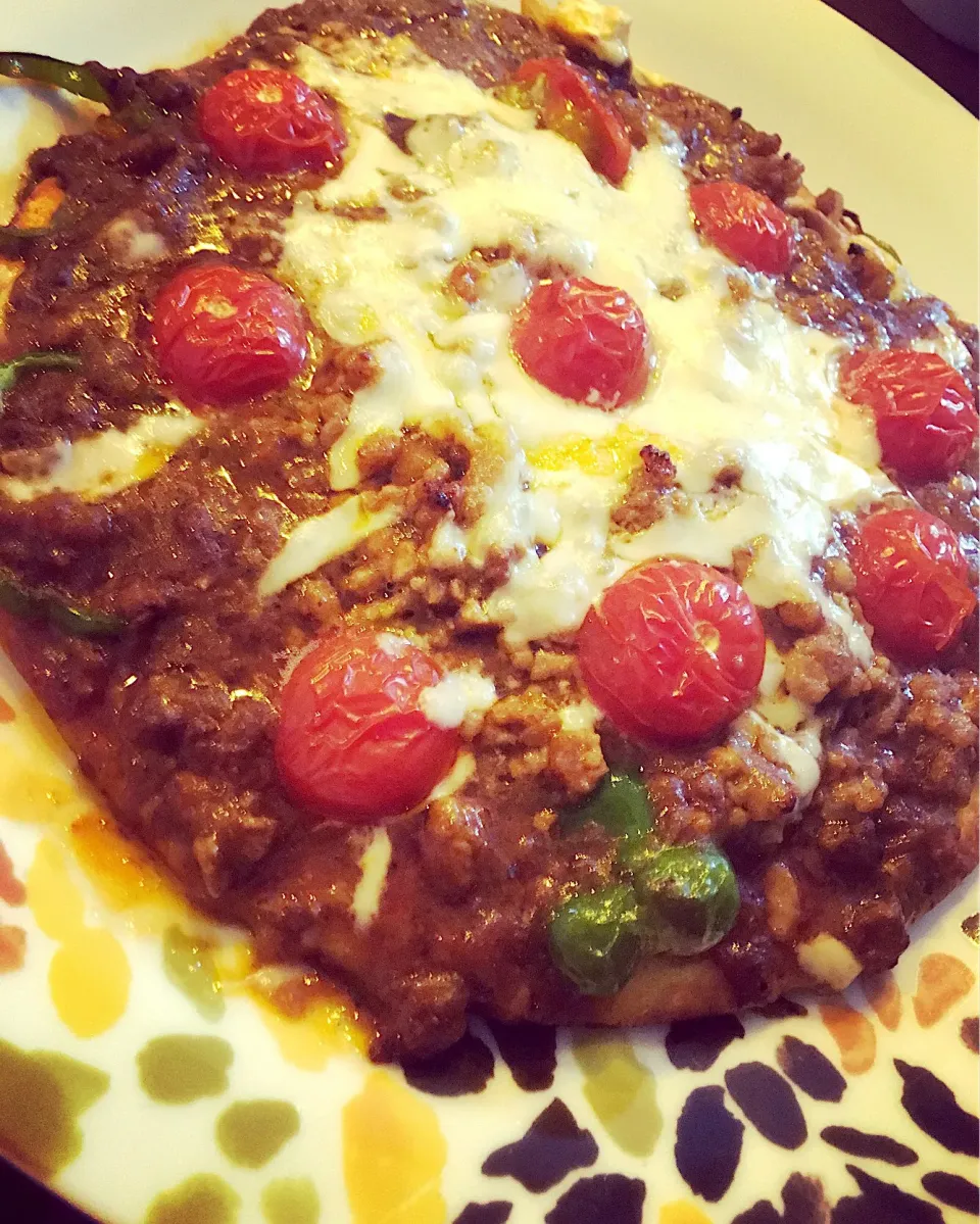 a self-made, bolognaise pizza. ボロネーゼはレトルト|hideさん