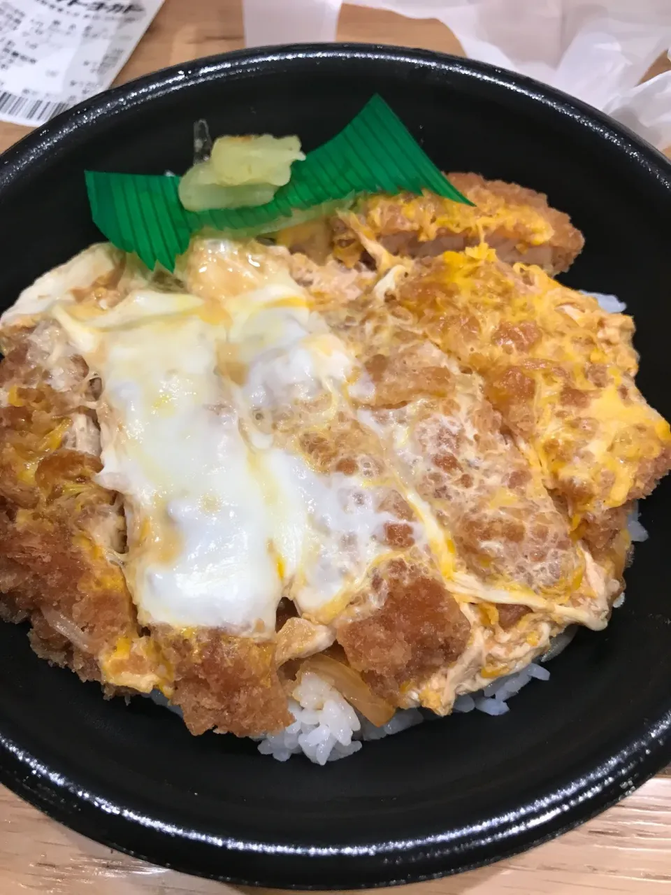 カツ丼|手品先輩さん