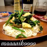 エリンギほうれん草のガーリックバター素麺🍷😋