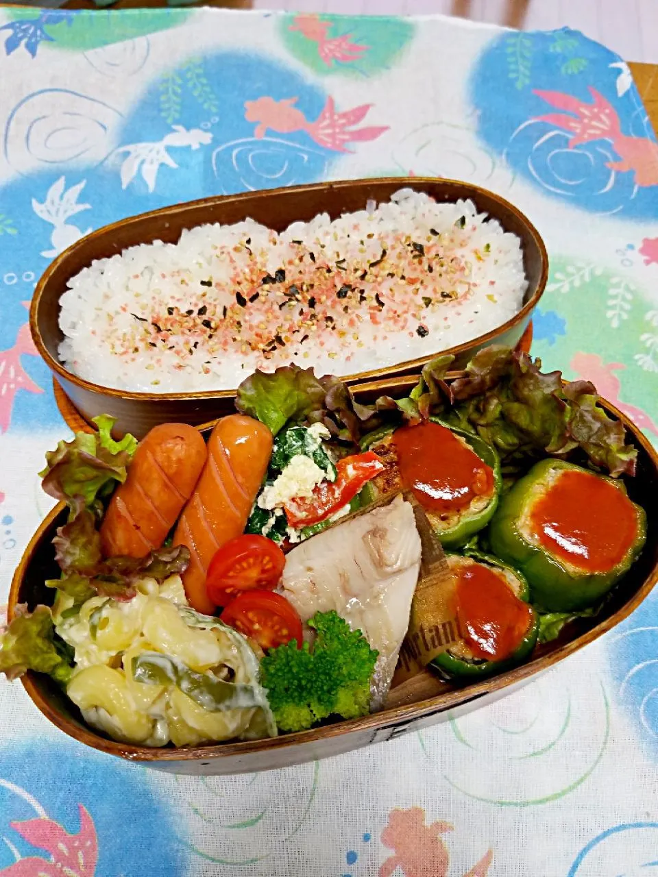 今日のお弁当😄ピーマンの肉詰め😋😋|クッキングオヤジさん