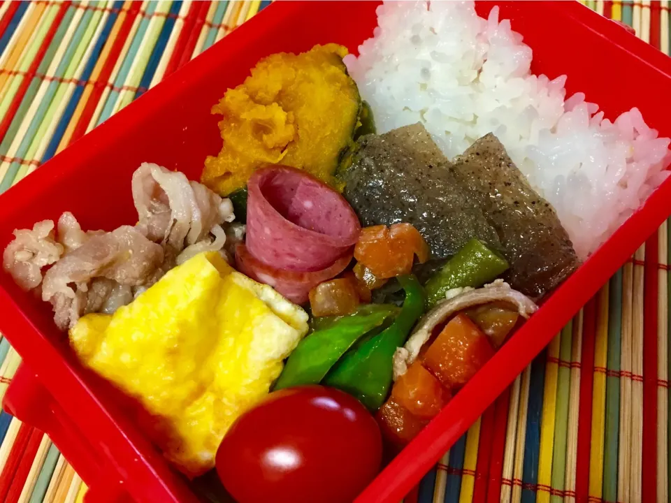 20180606🍱今日の自分弁当🍱
 #自分弁当  #しそ入り厚焼き笹かま‬|akiyo22さん