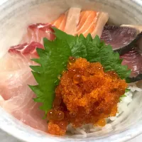 Snapdishの料理写真:海鮮丼|hiroさん