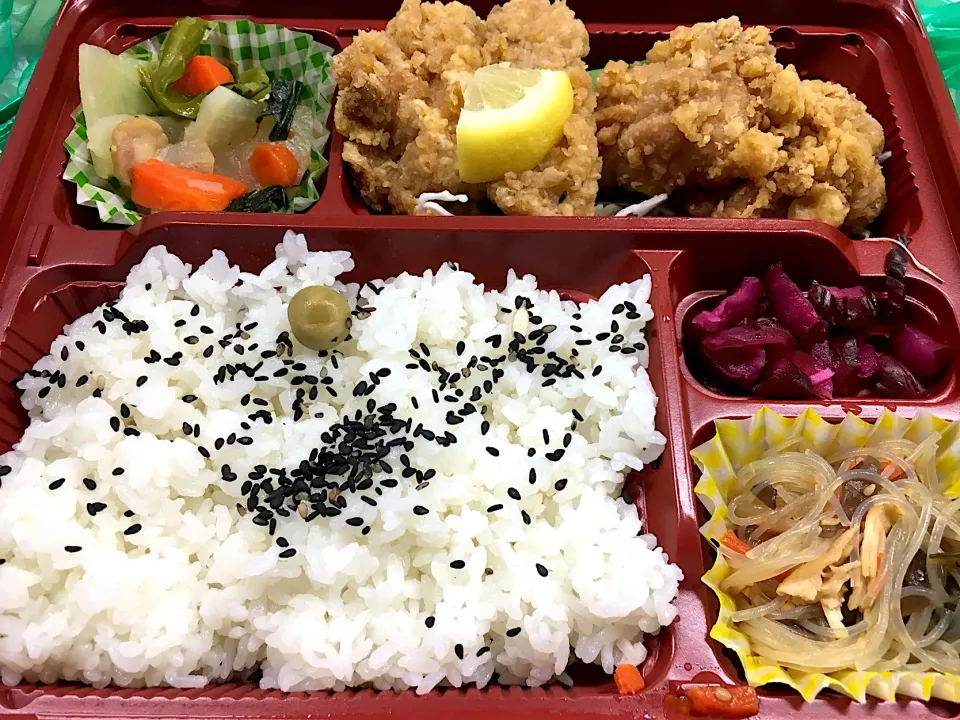 醤油から揚げ弁当|しのぶさん