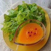 Snapdishの料理写真:いちあらちゃんの  玉葱と人参の酵素たっぷりドレッシング🥕