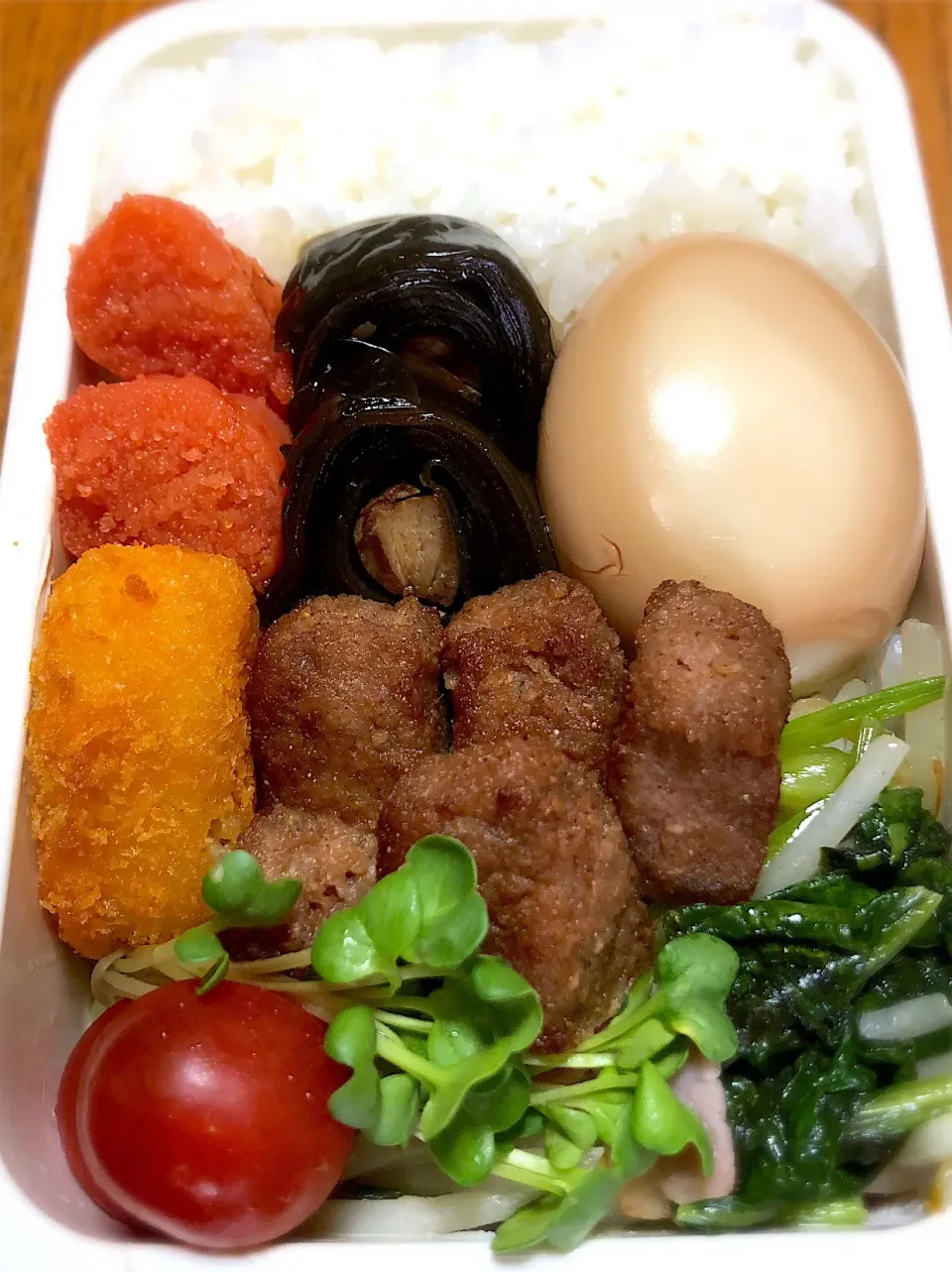 6月8日(金) サイコロステーキ弁当🍱😋|かよっぺさん