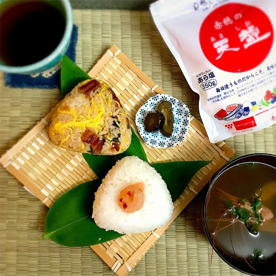 Snapdishの料理写真:おいしい素材で〆おにぎり🍙|呑兵衛料理家 おねこさん