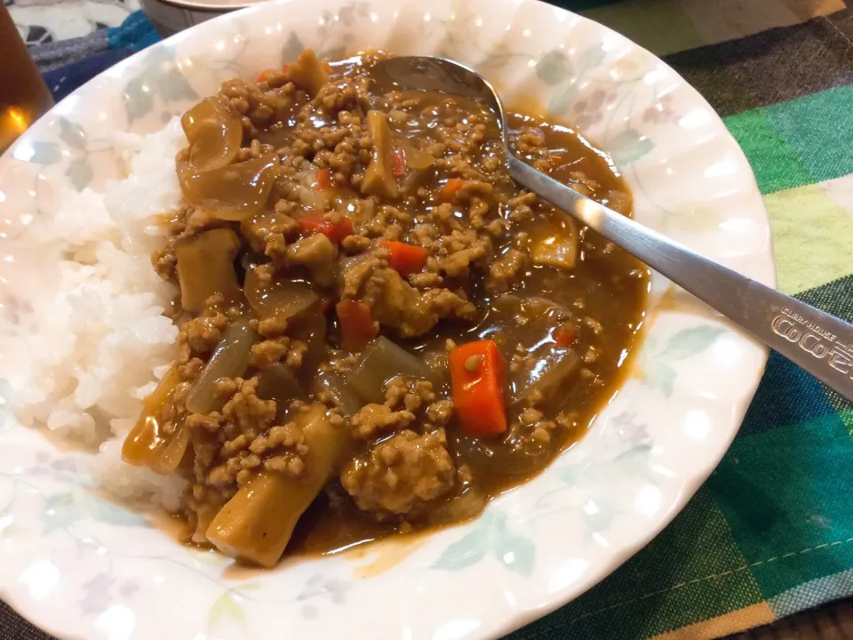 娘ッチ作😻朝カレー🍛😋|アライさんさん