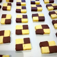 Snapdishの料理写真:Checkerboard Cookies|Tari's Kitchenさん