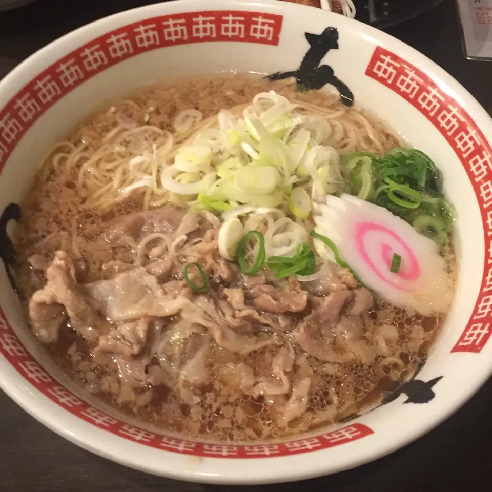 肉たま醤油ラーメン|愛ペガさん