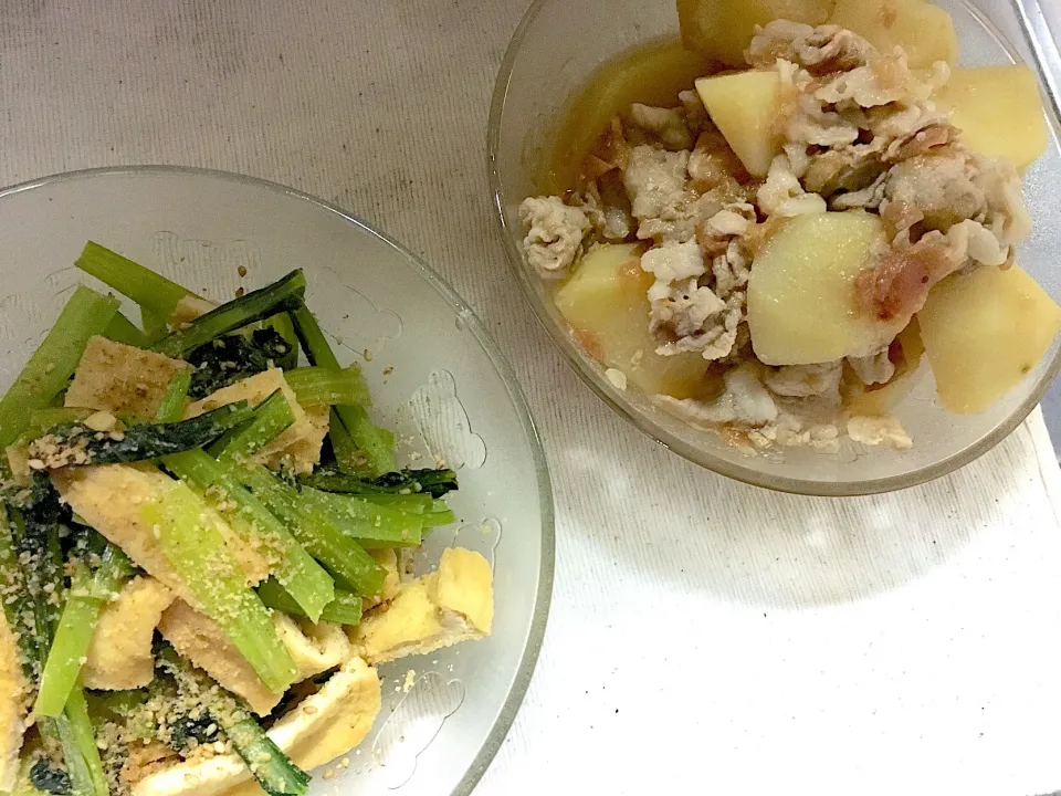 ジャガイモと豚肉の梅煮 😋小松菜と油揚げ炒め😋|しろこ🐾໊さん