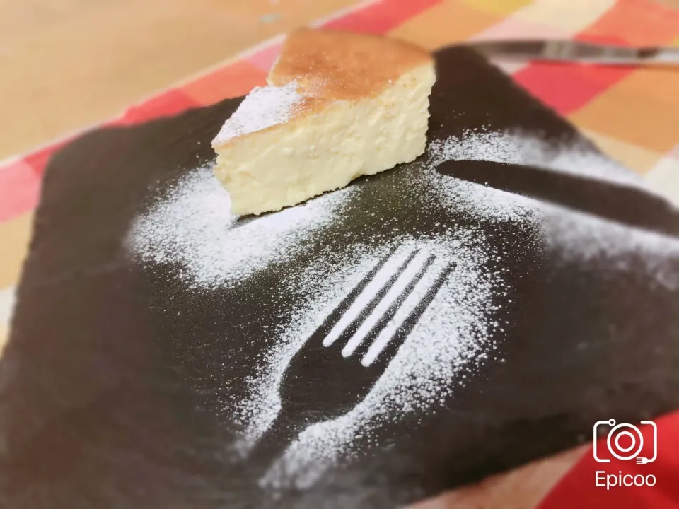 ベイクドちーずケーキ🧀🐭🌸💗|やまもさん