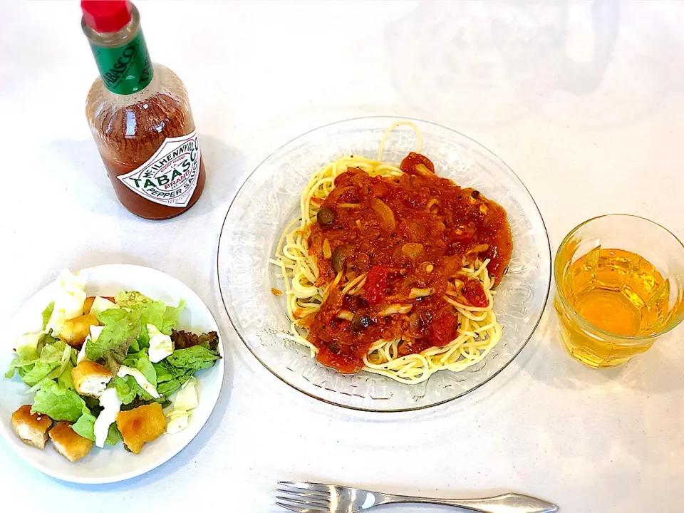 自家製、トマト🍅とキノコのパスタ❣️(*^_^*)#トマトパスタ🍝 #サラダ🥗#オーガニックトマト|Hi-Niさん