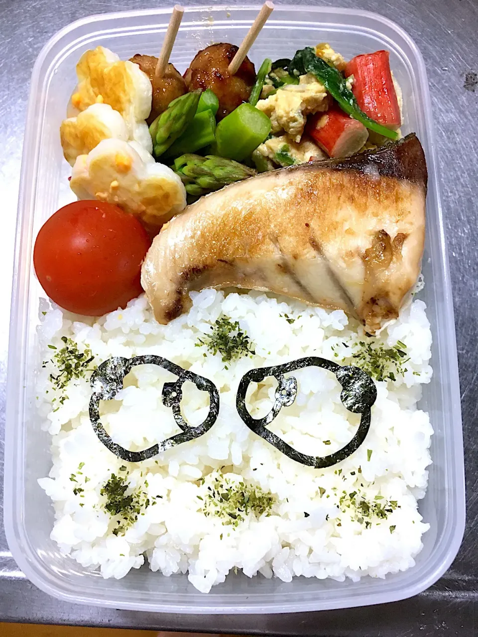 MYふりかけをかけたい息子弁当 #高校生男子弁当  #息子弁当  #息子リクエスト|友美さん