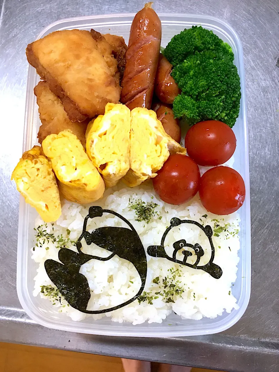 卵はみ出る魚の唐揚げ弁当 #息子弁当  #高校生男子弁当  #赤穂の天塩|友美さん