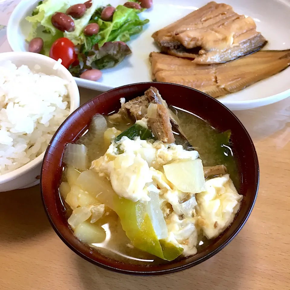 Snapdishの料理写真:具沢山なお味噌汁・沖縄風|かわちさん