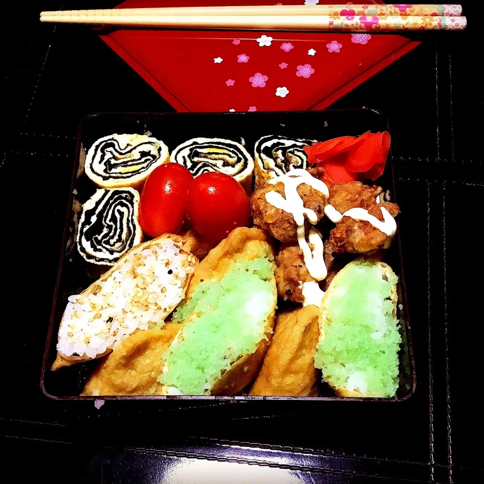 My messy bento|Tess Worlandさん