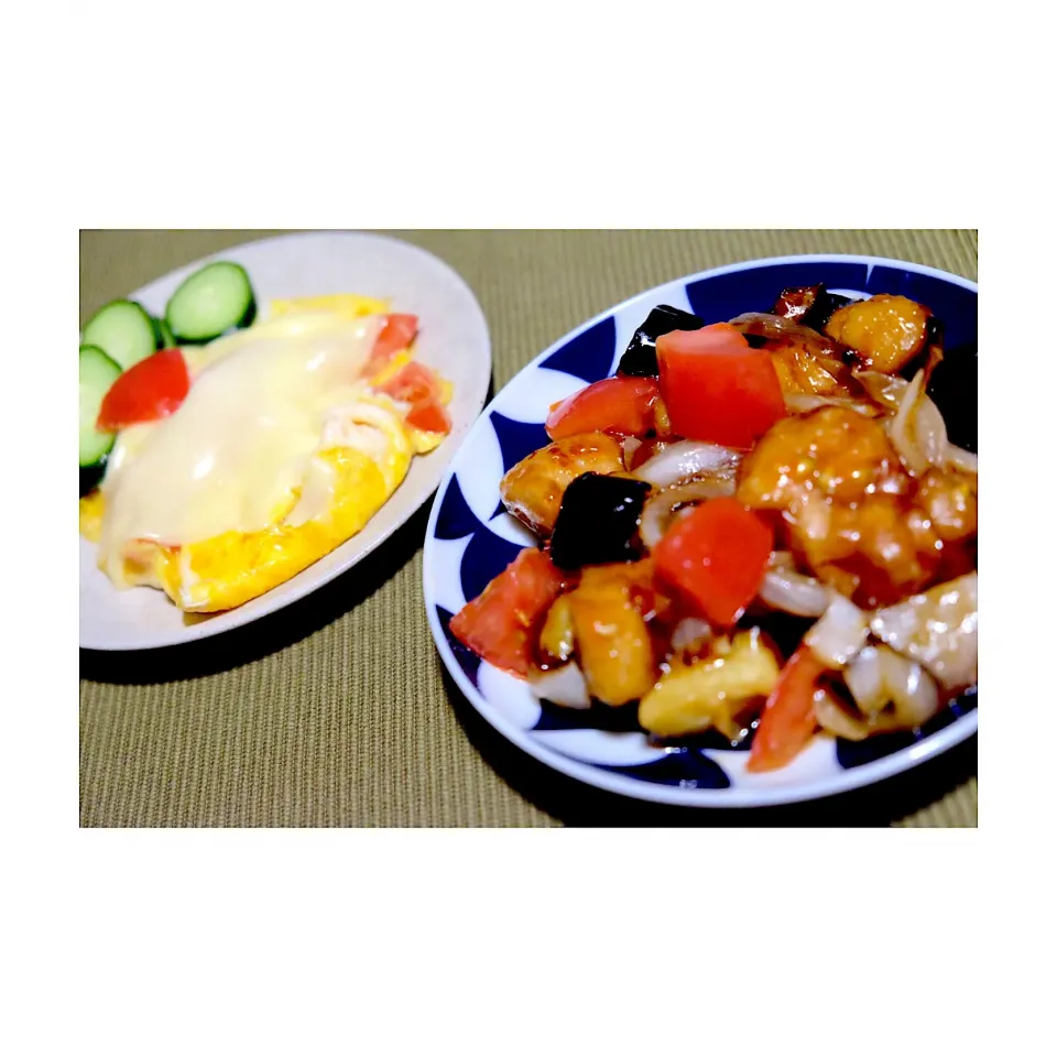 Snapdishの料理写真:#酢豚 #オムレツ 

 #とまと #なす #鶏肉 #玉ねぎ#きゅうり|comamiさん