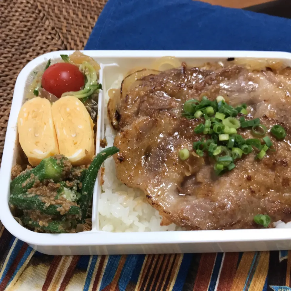 おじさん弁当🍱  ☆ Jun.13.2018 ☆

 #おじさん弁当|ニャン太郎さん