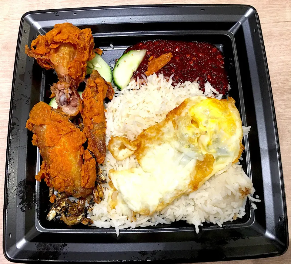 Nasi Lemak... #crave  #delicious  #reallygood  #ohsogood|princessjoさん