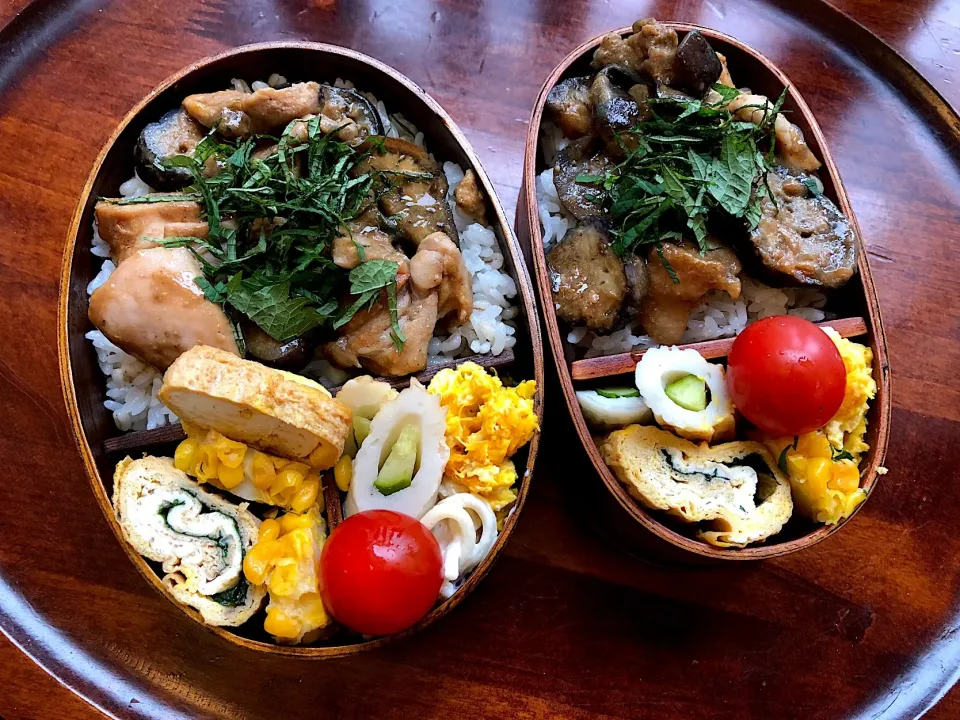 Snapdishの料理写真:本日もお弁当🍱茄子と鶏肉の味噌炒め🍆もろこしかまぼこ🌽紫蘇いり玉子焼き🍳竹輪きゅうり🥒
 #息子弁当  #わっぱ弁当  #厚焼き玉子  #中島公園  #札幌  #茄子味噌炒め  #とうもろこし|Yukie  Toriseさん