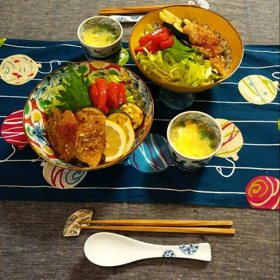 塩豚カルビ丼
 #豚肉 #豚カルビ #丼 #肉料理|ericaさん