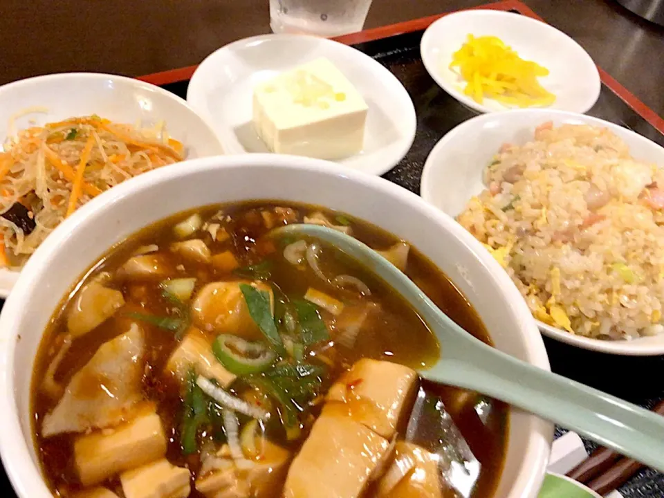 【ミニセット】麻婆麺+半チャーハンを頂きました。|momongatomoさん