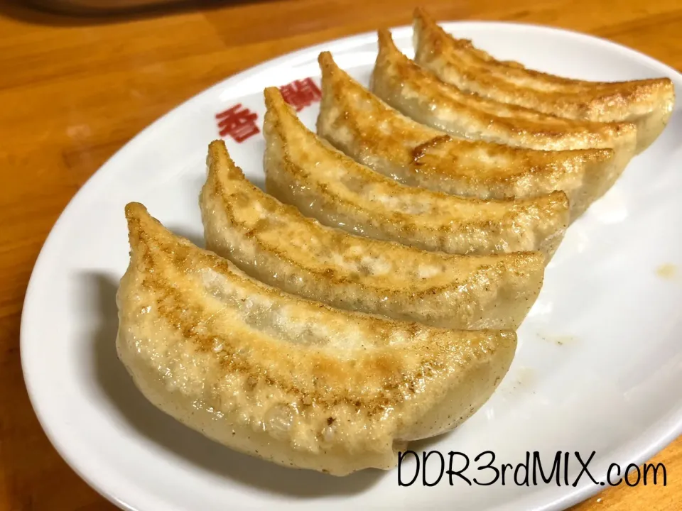 Snapdishの料理写真:香蘭 焼餃子|ddr3rdmixさん