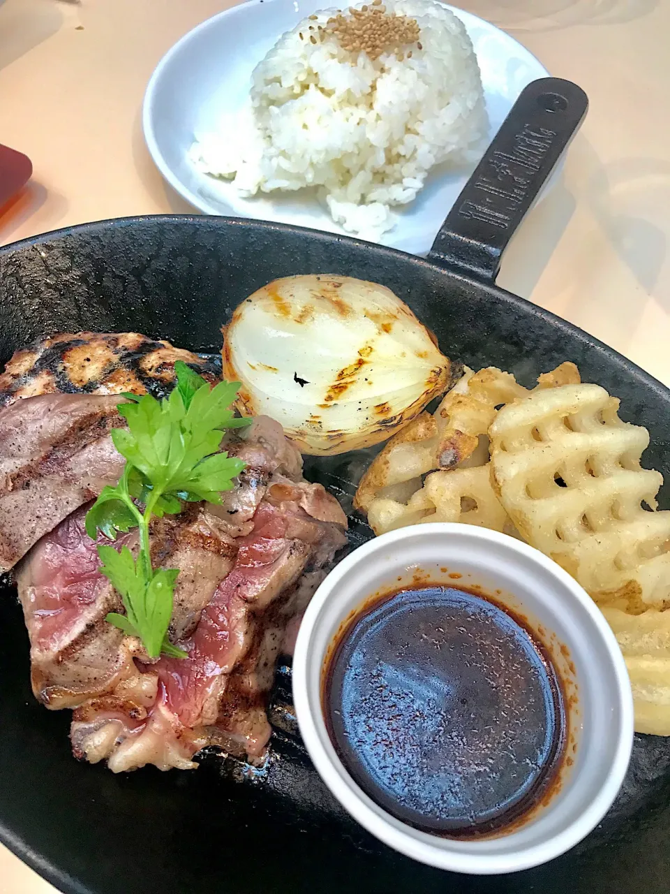 サーロインステーキとハンバーグランチ|yさん