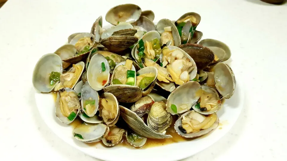 saute clams|steven z.y.さん