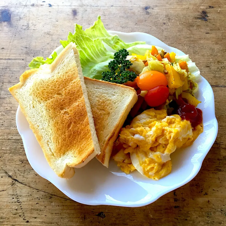 今日の朝ごはん‼︎ 16 June
 #朝ごはん  #朝ごはんプレート  #ワンプレート朝食  #ワンプレート朝ごはん  #ふたりぐらし  #ふたりごはん|Yoshinobu Nakagawaさん