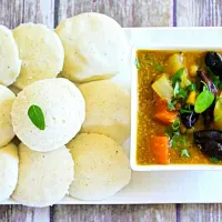 Steamed Rice cakes and Pigeon peas vegetable soup(Traditional)|krsnatarianさん