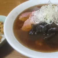 黒辛醤油ラーメン|ボンゴさん